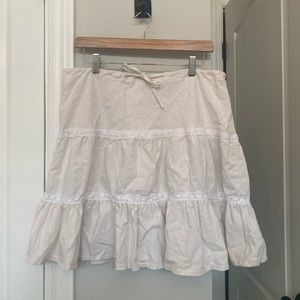Mini Linen Tiered Skirt with Lace Trim